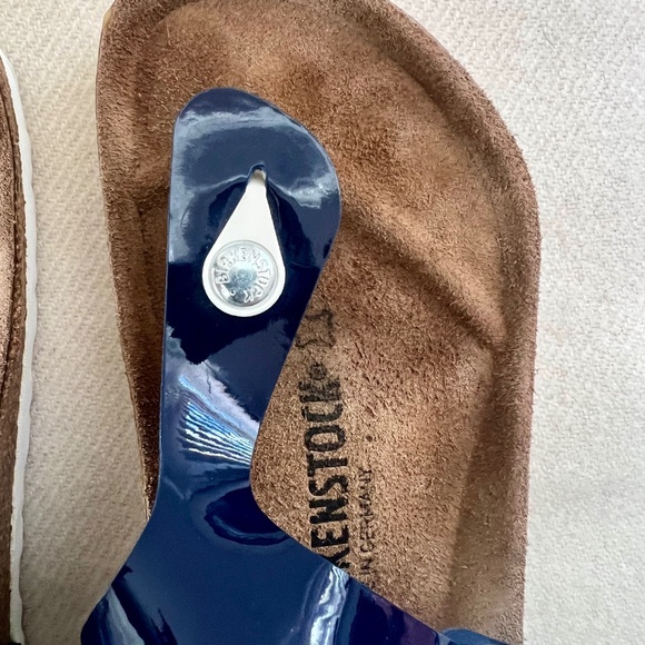 Birkenstock - Navy Blue Patent Thong Sandals (38) - Picture 2 of 5